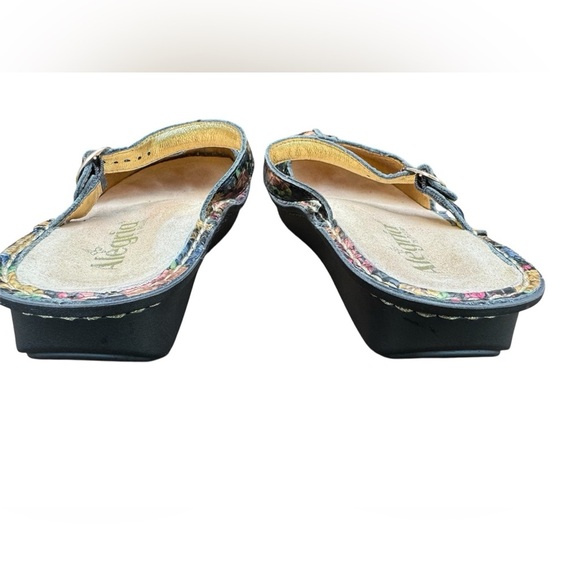 Alegria Paloma Multicolor Floral Embossed Mary Jane Clogs Size 8 - Picture 3 of 8